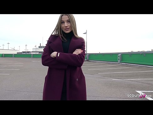 ❤️ GERMAN SCOUT SE YON RÈV TOUCH STEELE, PARKING TELLTALE AK SEXY POU LAJAN Videyo sèks nan nou ☑